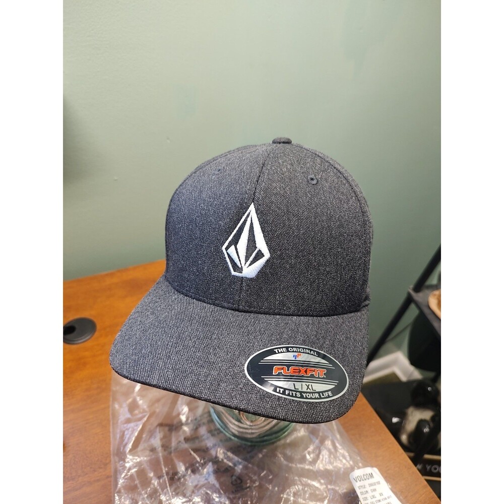 VOLCOM Baseball Cap Hat Large / XLarge New Flex Fit Charcoal Grey